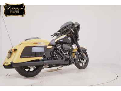 Harley-Davidson Street Glide FLHXS1870 2023