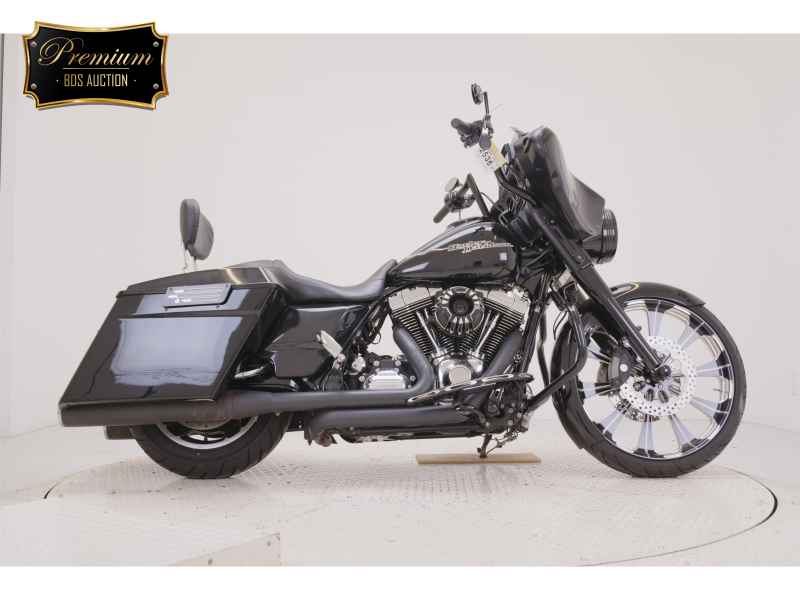 Harley-Davidson Street Glide FLHX1690 2013