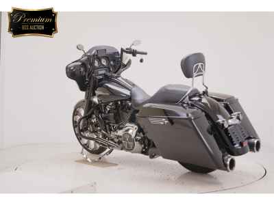 Harley-Davidson Street Glide FLHX1690 2013
