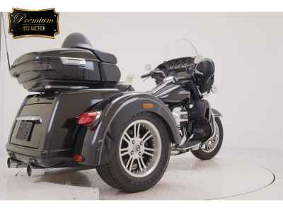 Harley-Davidson Electra Glide FLHTCU1690 Trike 2014