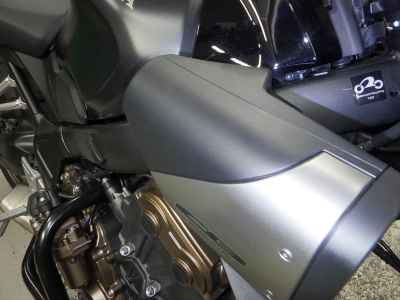 Honda CB650R E-Clutch 2024