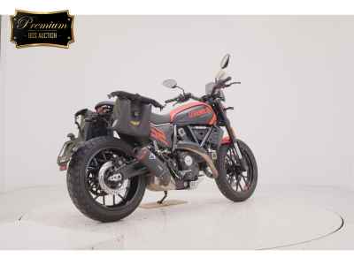 Ducati Scrambler Full Throttle 2023