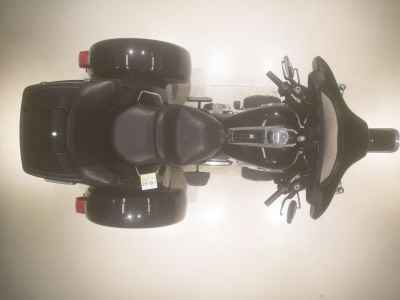 Harley-Davidson Electra Glide FLHTCU1690 Trike 2014