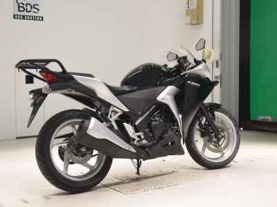 Honda CBR250R 2011