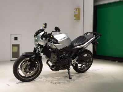 Suzuki SV650X 2023