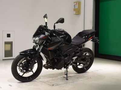 Kawasaki Z400 2023