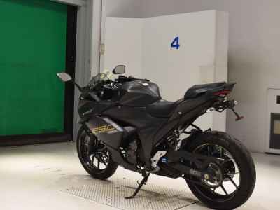 Suzuki Gixxer 250SF