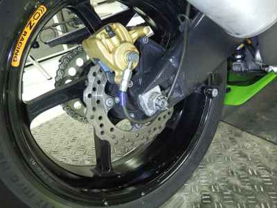 Kawasaki Ninja ZX-10R 2005