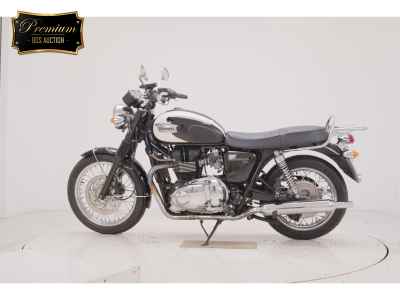 Triumph Bonneville T100 2011