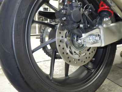 Honda CB400 Super Boldor 2022