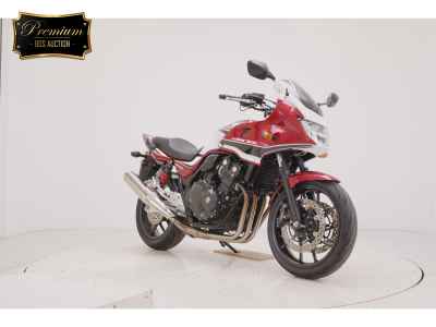 Honda CB400 Super Boldor 2022