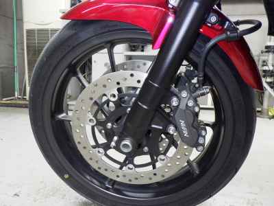 Honda CB400 Super Boldor 2022