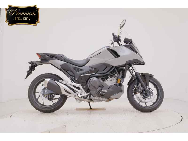 Honda NC750X DCT 2025