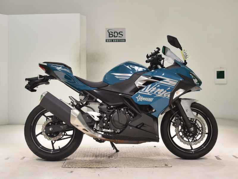 Kawasaki Ninja 400 2021