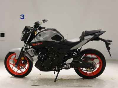 Yamaha MT-03