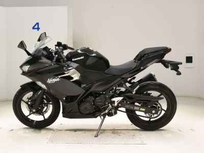 Kawasaki Ninja 400 2020