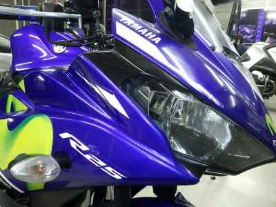 Yamaha YZF-R25 2016