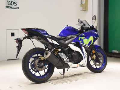 Yamaha YZF-R25 2016