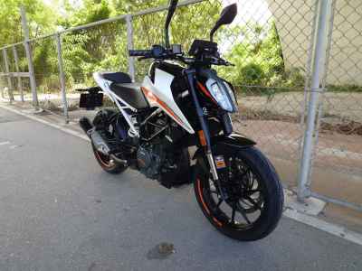 KTM 390 Duke 2022