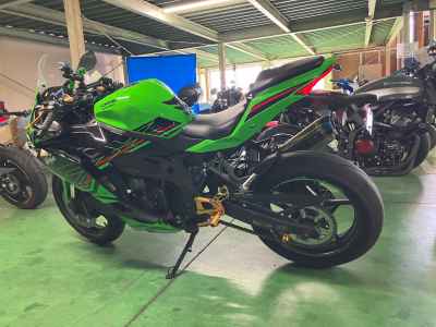 Kawasaki Ninja ZX-4RR 2023