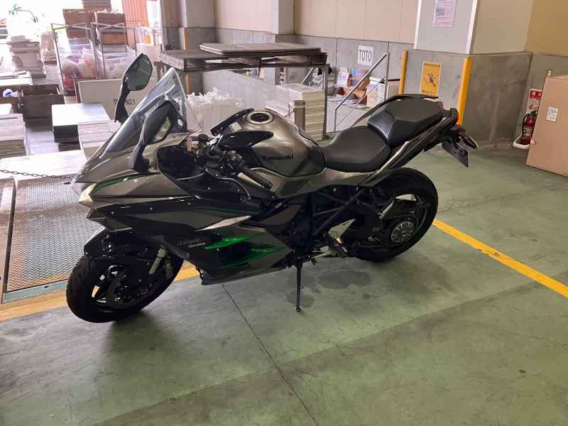 Kawasaki Ninja H2 SX 2019