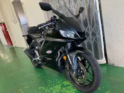 Yamaha YZF-R25 2021