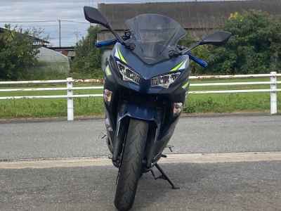 Kawasaki Ninja 400 2021