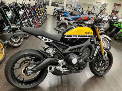 Yamaha XSR900 2016