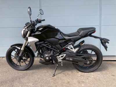Honda CB250R 2018