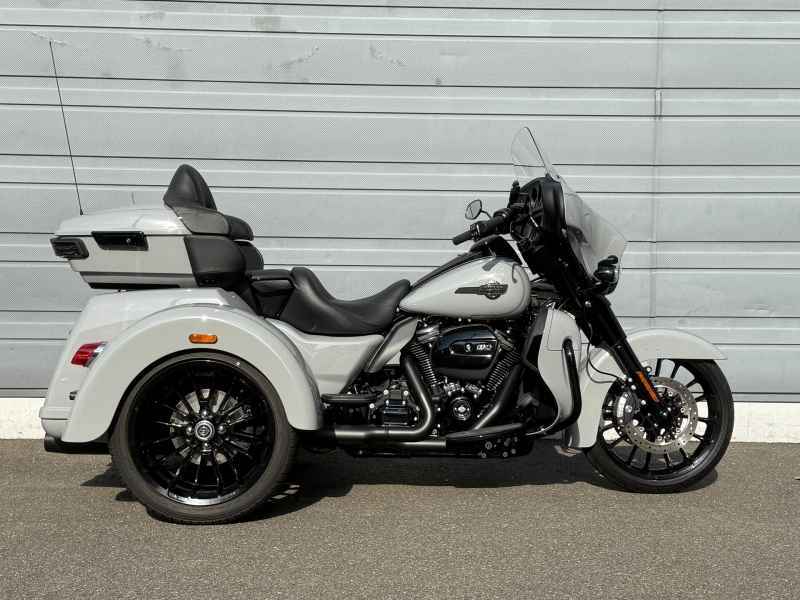 Harley-Davidson Electra Glide FLHTCU1870 Trike 2025