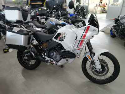 Ducati DesertX 2023