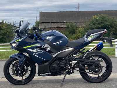 Kawasaki Ninja 400 2021