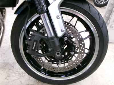 Kawasaki Z900RS 2022