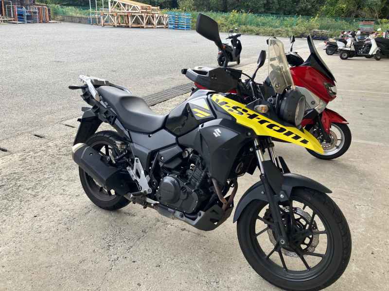 Suzuki V-Strom 250