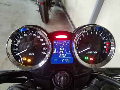 Kawasaki Z900RS 2023