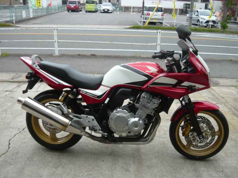 Honda CB400SFV 2010