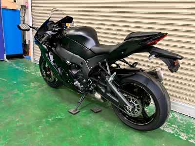 Kawasaki Ninja ZX-10R 2024