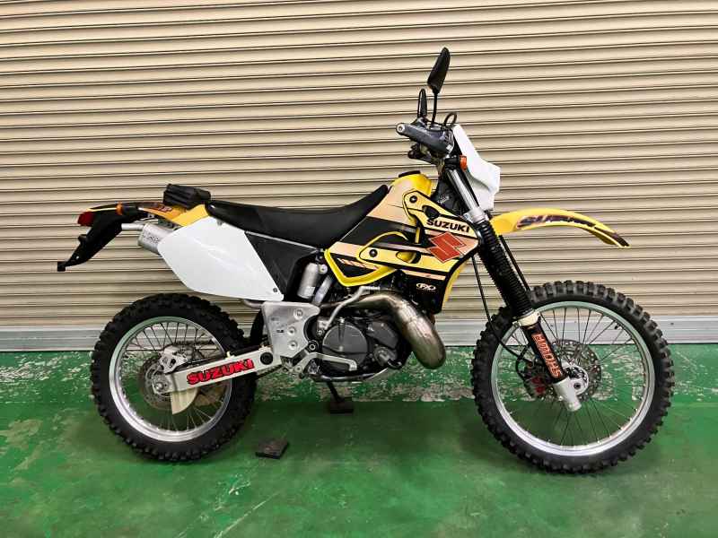 Suzuki RMX250S