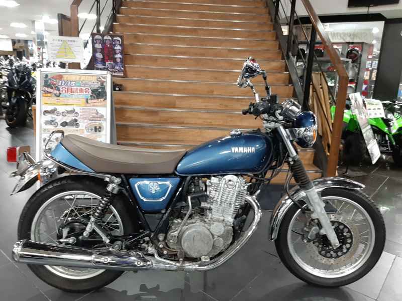 Yamaha SR400 2020