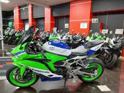 Kawasaki Ninja ZX-4RR 2024
