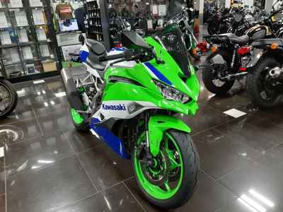 Kawasaki Ninja ZX-4RR 2024