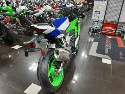 Kawasaki Ninja ZX-4RR 2024