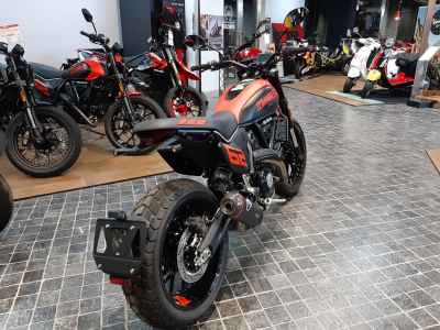 Ducati Scrambler Full Throttle 2025