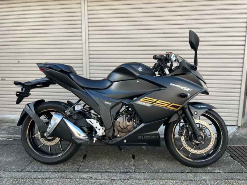 Suzuki Gixxer 250SF