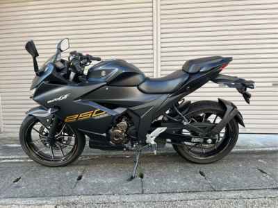 Suzuki Gixxer 250SF