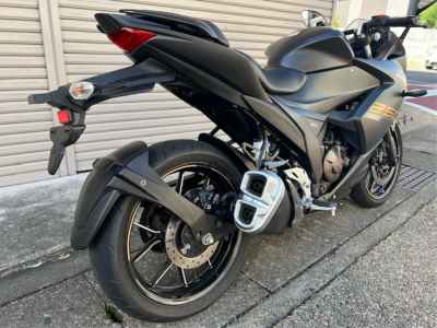 Suzuki Gixxer 250SF