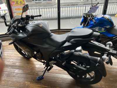 Suzuki Gixxer 250SF