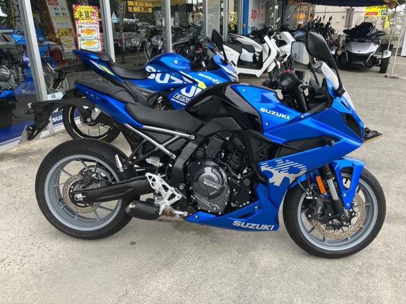 Suzuki GSX-8R 2024