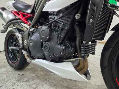Triumph Speed Triple 1050 2016