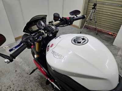 Triumph Speed Triple 1050 2016